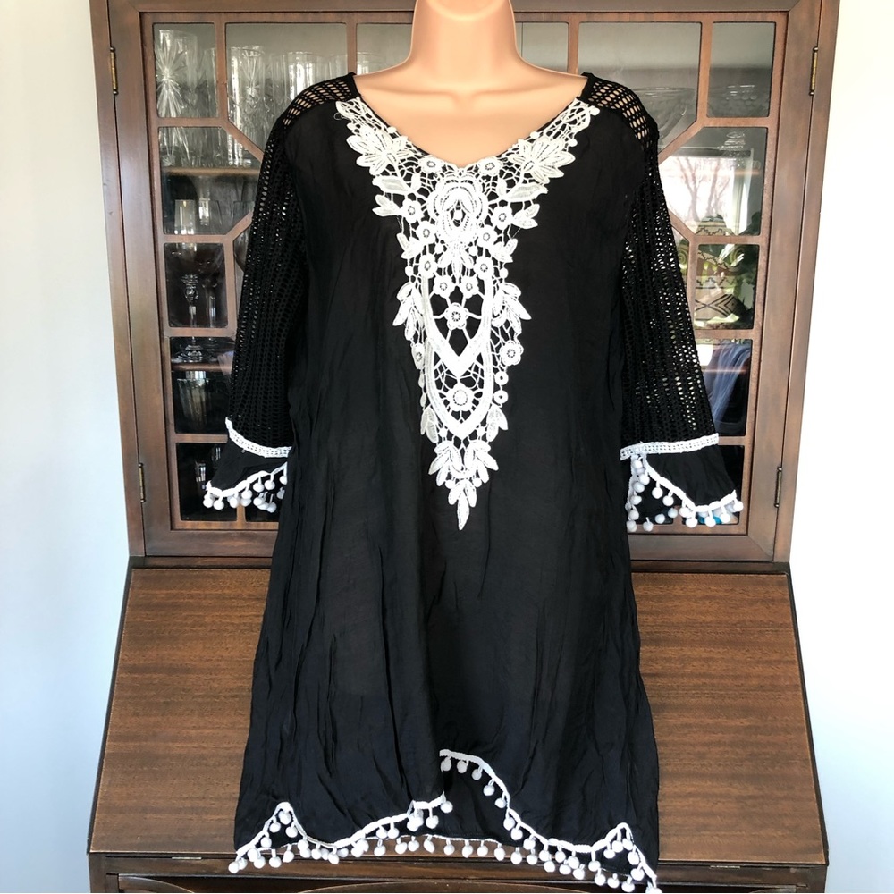 Pom Pom cover up